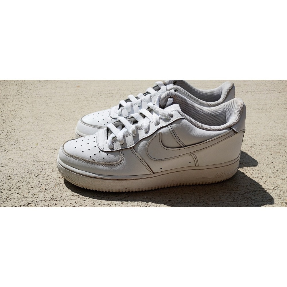 Nike Air Force 1 White Lace Up Men's Athletic Sneakers Low Top Leather 7Y